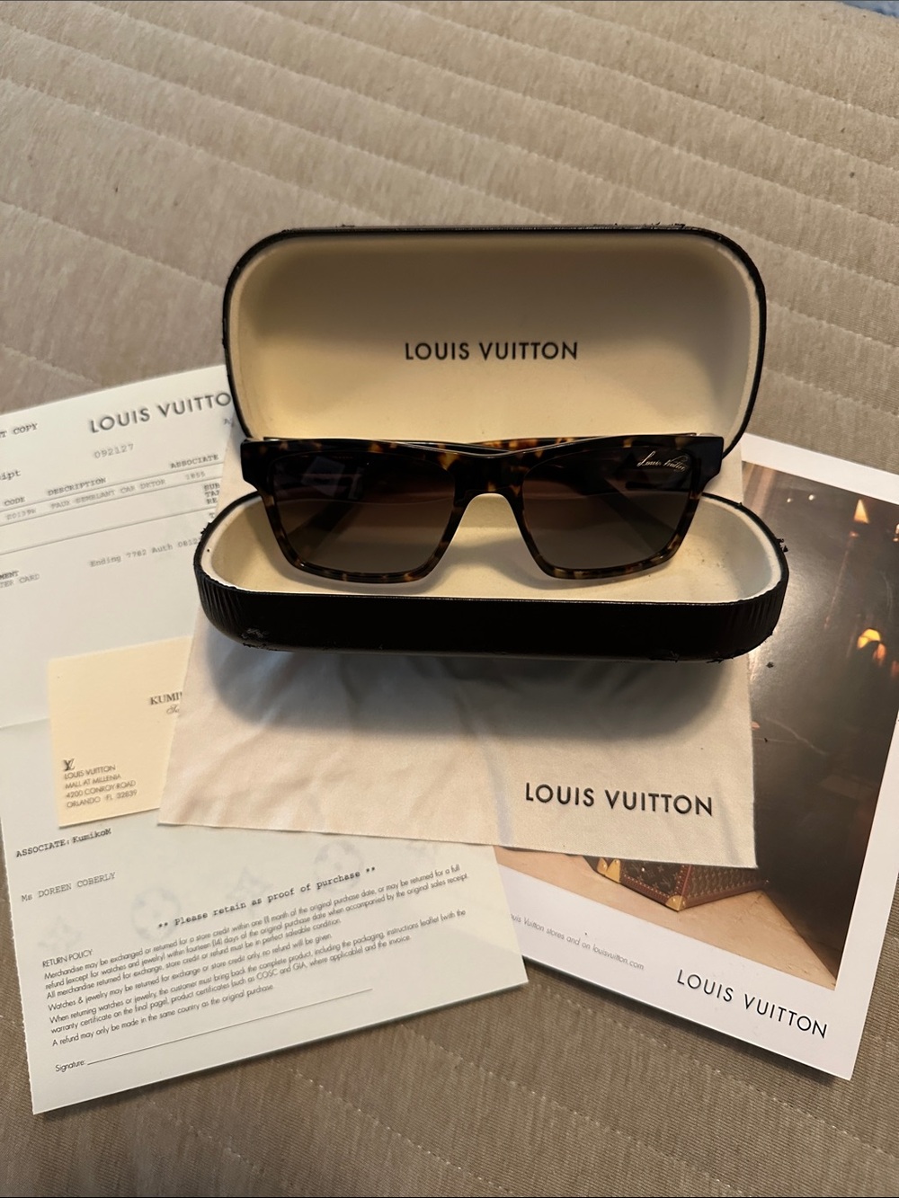 Louis Vuitton Tortoiseshell Sunglasses with Brown Gradient Lenses